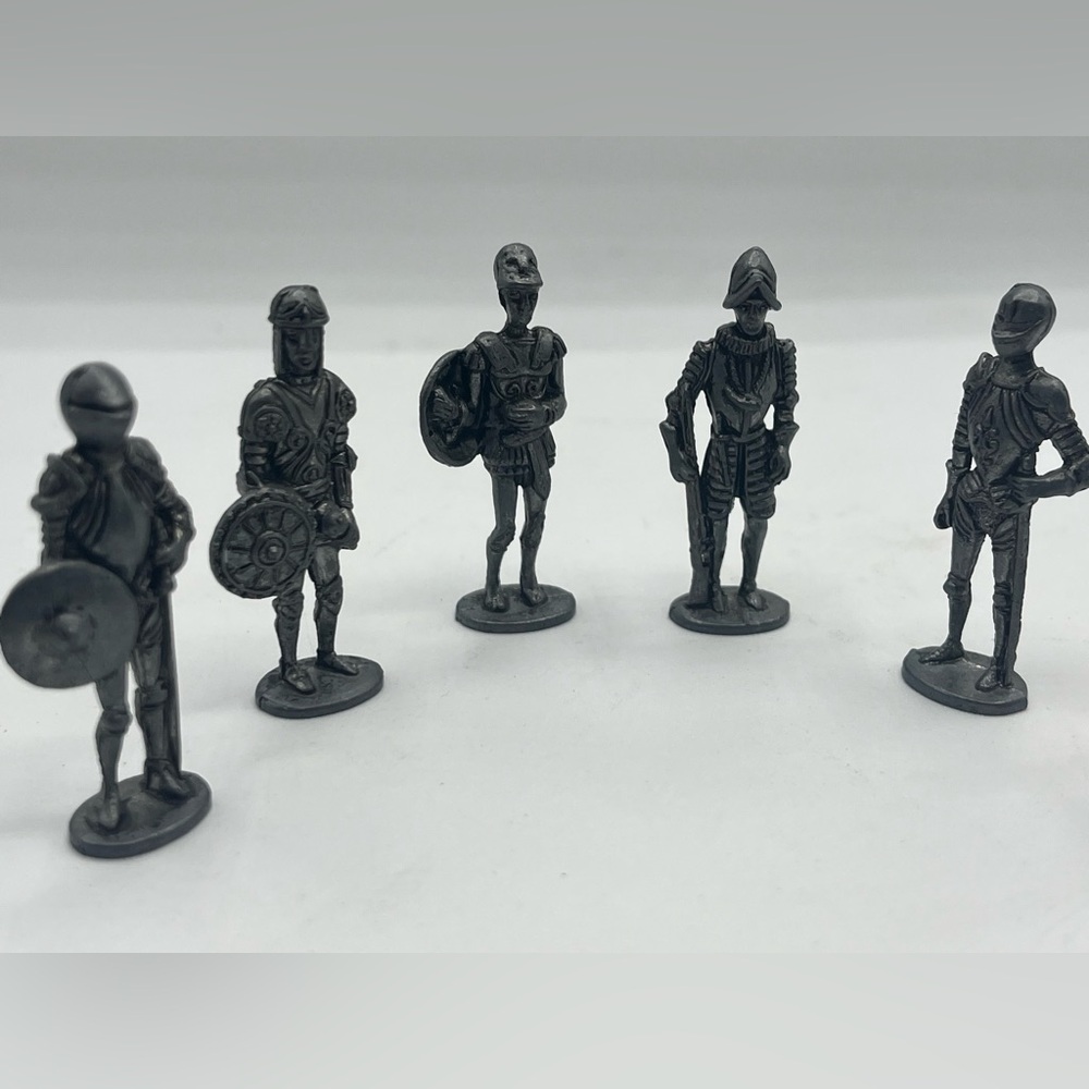6 Pewter Knight 1.5" Figurines Knights, Medieval, Fantasy, Dragons - Picture 6 of 7